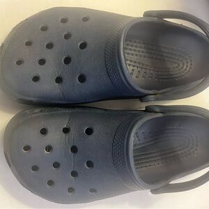 Crocs Unisex Navy Blue Clog Classic Comfort Shoes women Size 7 Men youth Size 5